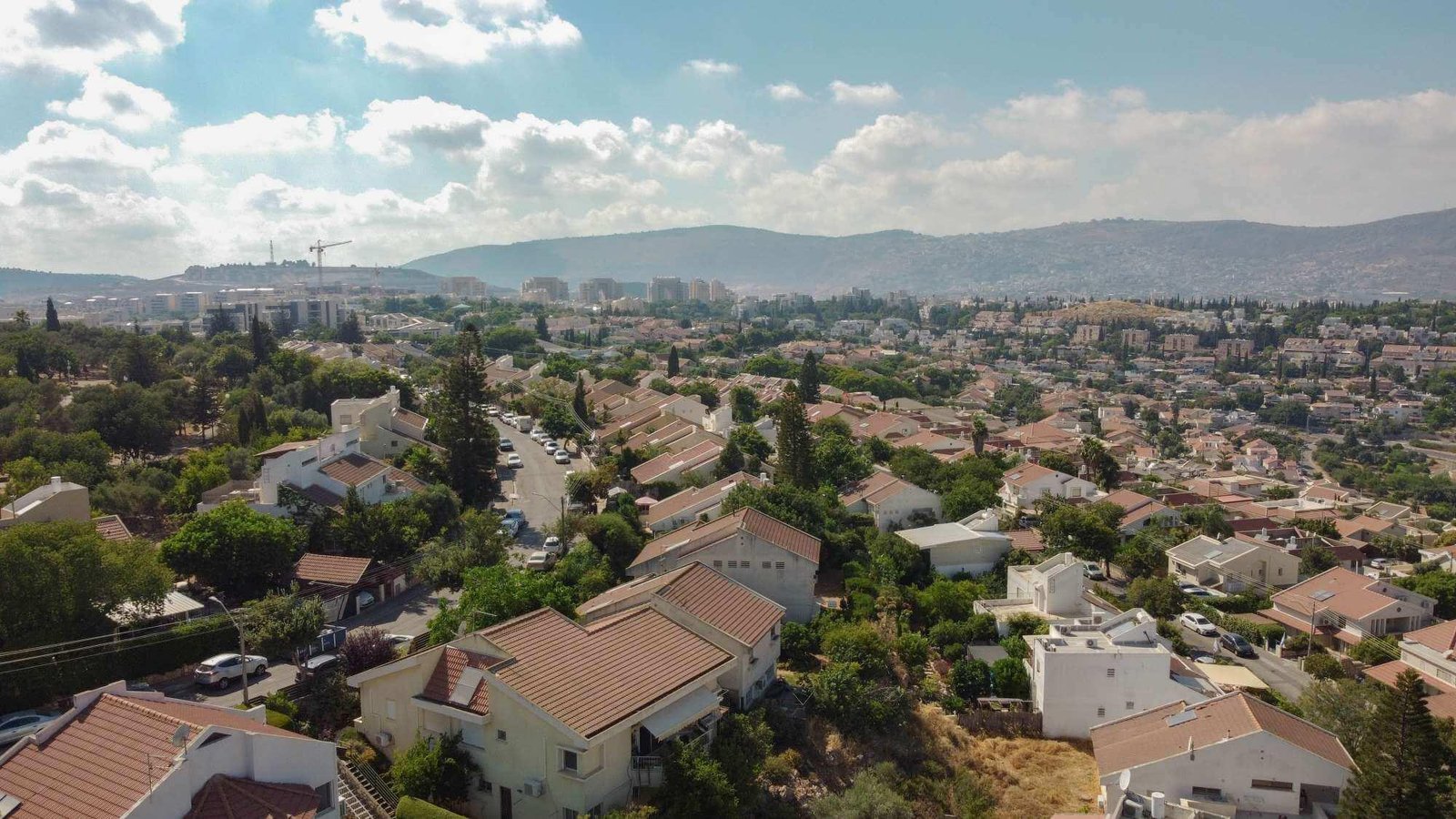 קריית שמואל נוף וילות מלמעלה באור יום