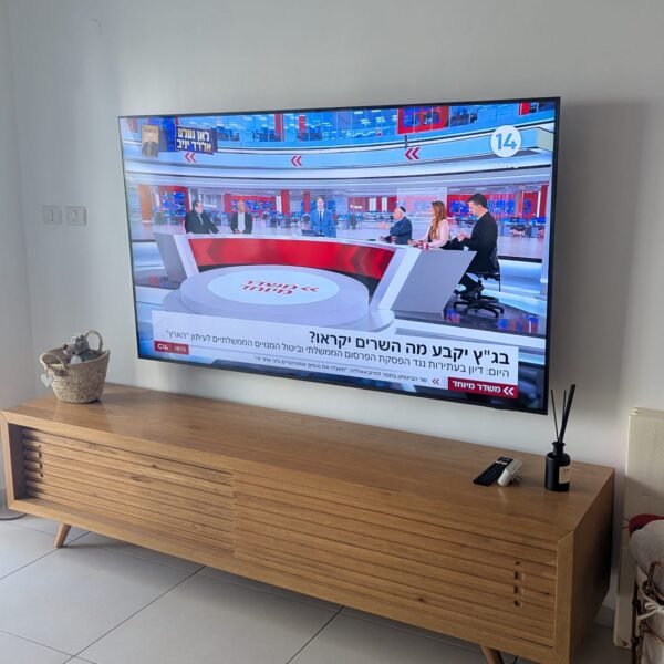 אחריי ההתקנת טלויזיה שלנו בקריות לאחר תיקון הגובהה פילוס וסידור כבלים